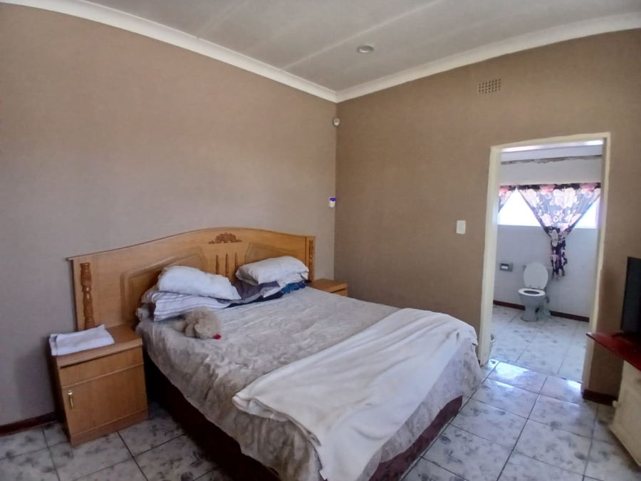 4 Bedroom Property for Sale in Kuruman Northern Cape